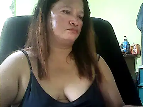 Snapshot of hott_scarlett chatting on 5, 2, 2025 hott scarlett online show from 5, 2, 2025