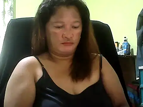 Snapshot of hott_scarlett chatting on 20, 2, 2025 hott scarlett online show from 20, 2, 2025