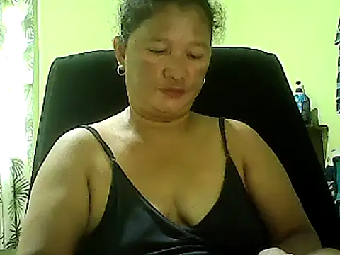 Snapshot of hott_scarlett chatting on 9, 3, 2025 hott scarlett online show from 9, 3, 2025