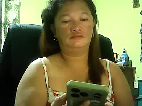 Snapshot of hott_scarlett chatting on 10, 3, 2025 hott scarlett online show from 10, 3, 2025