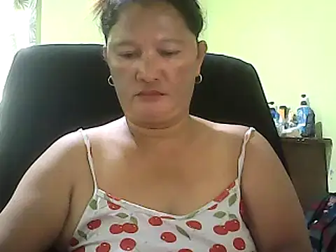 Snapshot of hott_scarlett chatting on 13, 3, 2025 hott scarlett online show from 13, 3, 2025