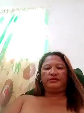 Snapshot of hott_scarlett chatting on 22, 11, 2025 hott scarlett online show from 22, 11, 2025