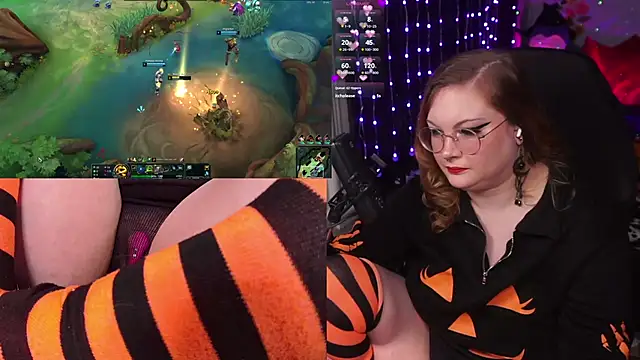 Snapshot of evamila chatting on 5, 11, 2025 evamila online show from 5, 11, 2025