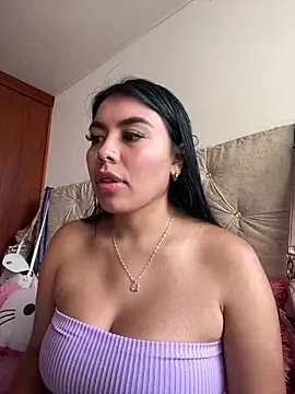 Abby-Sophia online show from 7, 1, 2025