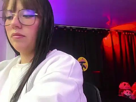 lia minami online show from 19, 4, 2026