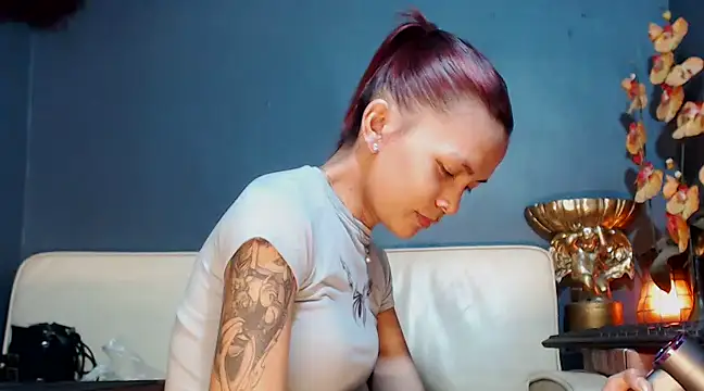 juicyCOCKeva online show from 8, 3, 2025