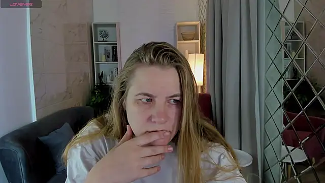 JadeSoft online show from 10, 10, 2025