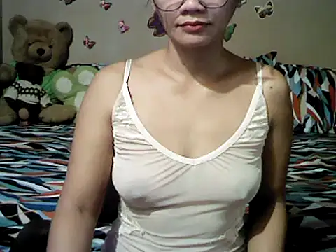 Mia Rein online show from 28, 9, 2025