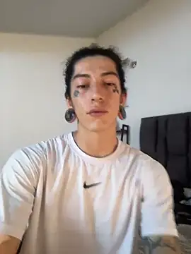 tommylongxx online show from 13, 11, 2025