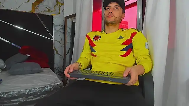 Pleasure Vibes23 online show from 20, 3, 2025