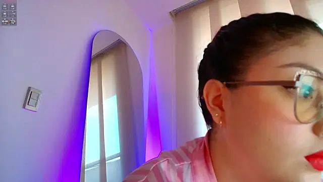 Pleasure Vibes23 online show from 7, 11, 2025