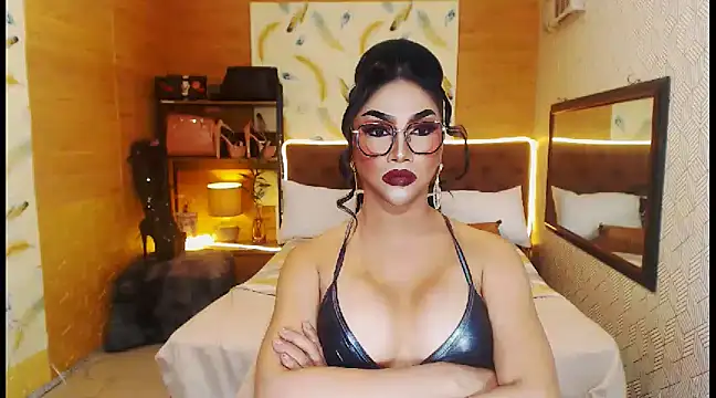 MeatyhorsecockMistress online show from 15, 2, 2025