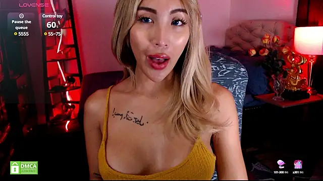 BunnieAngel online show from 5, 1, 2025