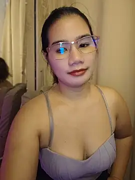 Kissy07 online show from 12, 3, 2026