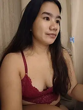 Snapshot of Kissy07 chatting on 7, 8, 2026 Kissy07 online show from 7, 8, 2026