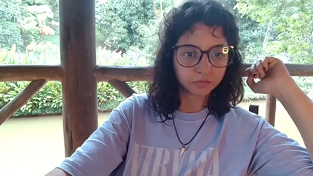 Snapshot of myamillor chatting on 10, 11, 2025 myamillor online show from 10, 11, 2025