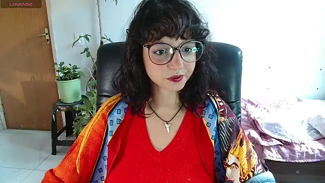 Snapshot of myamillor chatting on 24, 11, 2025 myamillor online show from 24, 11, 2025