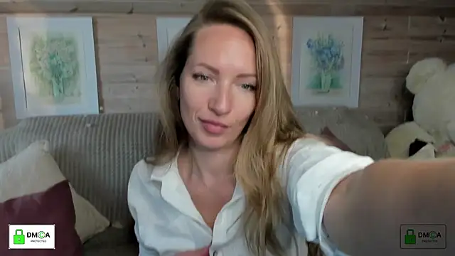 Queenymel online show from 11, 9, 2025