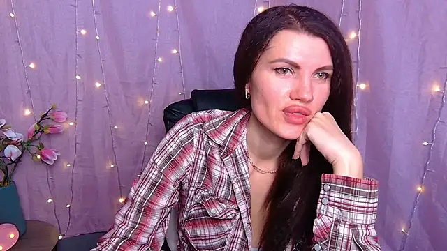 MilaLoona online show from 1, 3, 2026