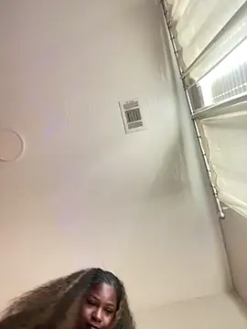 BigFineSelena online show from 10, 6, 2026