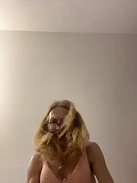 adella13 online show from 19, 1, 2025