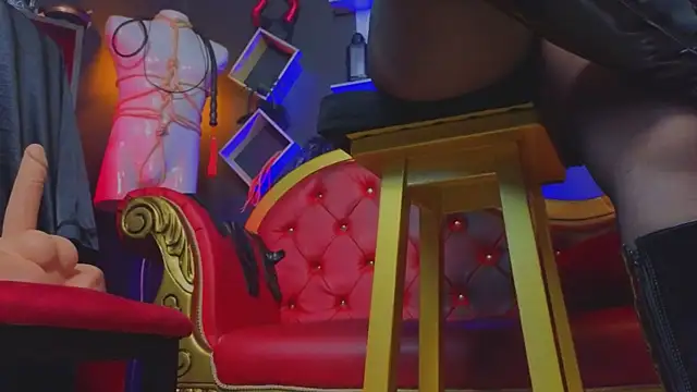 PerlaDivaio online show from 2, 12, 2024