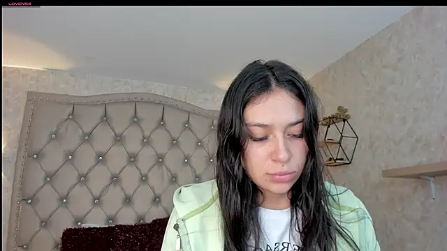 dayra angels online show from 9, 1, 2025