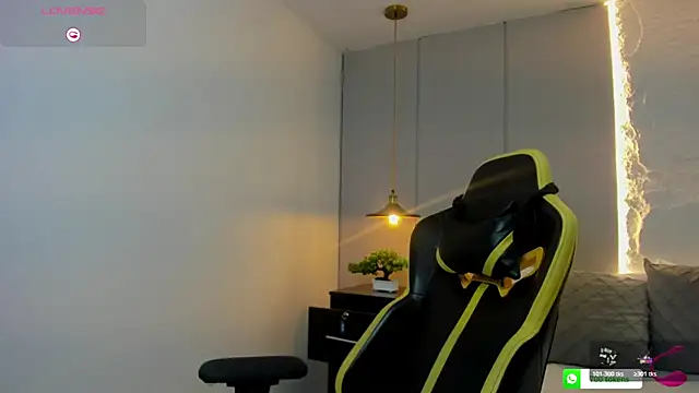 isabella florez online show from 8, 4, 2026