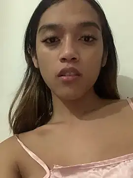 Snapshot of Urasian_goodess chatting on 24, 2, 2025 Urasian goodess online show from 24, 2, 2025