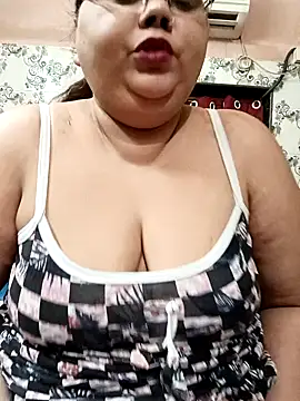 Hotchubby009 online show from 10, 3, 2025