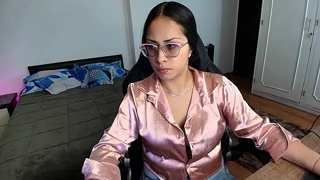 yesie hot online show from 21, 3, 2026