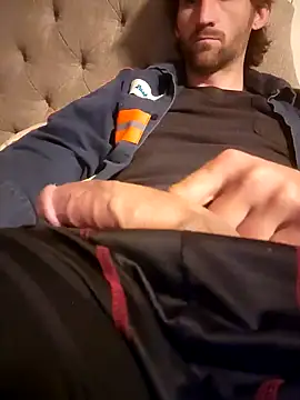 Snapshot of lewis7869 chatting on 15, 3, 2025 lewis7869 online show from 15, 3, 2025