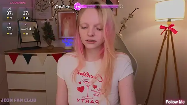 Snapshot of evangel1ne chatting on 1, 1, 2025 evangel1ne online show from 1, 1, 2025