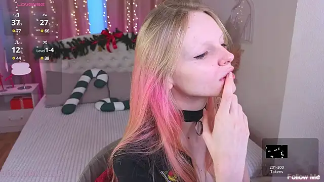 Snapshot of evangel1ne chatting on 10, 1, 2025 evangel1ne online show from 10, 1, 2025