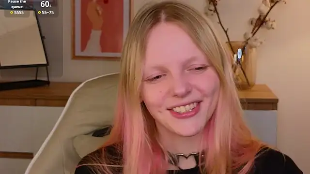 Snapshot of evangel1ne chatting on 10, 3, 2025 evangel1ne online show from 10, 3, 2025