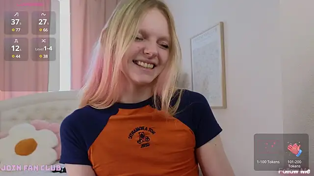 Snapshot of evangel1ne chatting on 22, 3, 2025 evangel1ne online show from 22, 3, 2025