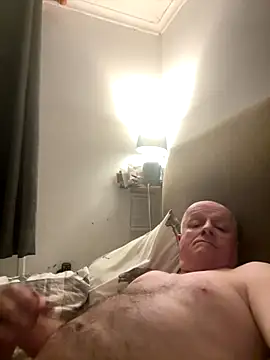 Snapshot of locallad88 chatting on 27, 10, 2025 locallad88 online show from 27, 10, 2025