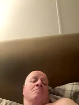 Snapshot of locallad88 chatting on 6, 11, 2025 locallad88 online show from 6, 11, 2025