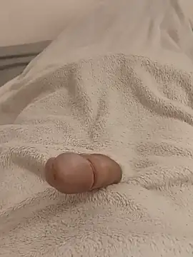 Snapshot of Koudy1 chatting on 4, 12, 2024 Koudy1 online show from 4, 12, 2024