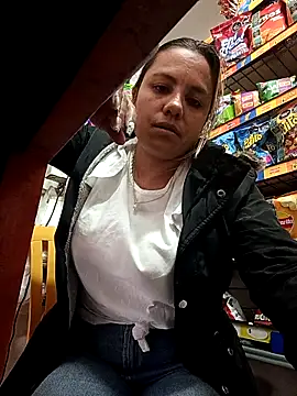 Snapshot of naugtyqueen chatting on 25, 2, 2025 naugtyqueen online show from 25, 2, 2025