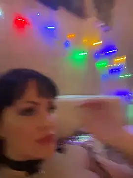 Lolaley2 online show from 13, 2, 2025