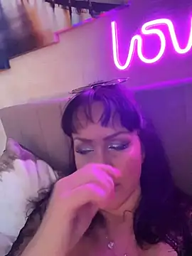 Lolaley2 online show from 16, 10, 2025