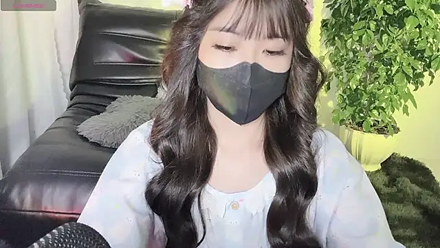 Mya Lee online show from 8, 12, 2024