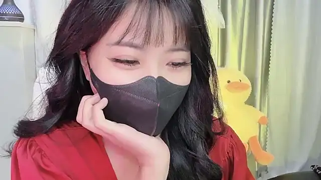 Mya Lee online show from 10, 2, 2025