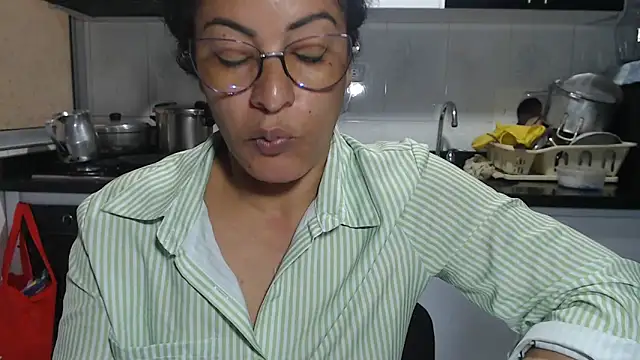 kateleyagrey online show from 19, 9, 2025