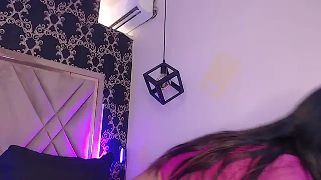 DeniseMoca online show from 17, 2, 2026