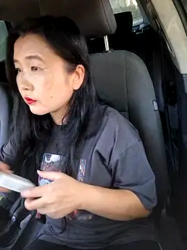 Bet Lu online show from 12, 9, 2025