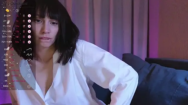 Alice Wonders online show from 15, 11, 2025