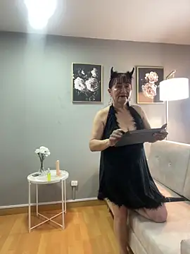 Snapshot of Savvanahh chatting on 11, 10, 2025 Savvanahh online show from 11, 10, 2025