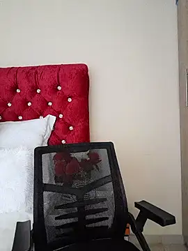 Snapshot of BoobQueenxx chatting on 27, 1, 2025 BoobQueenxx online show from 27, 1, 2025